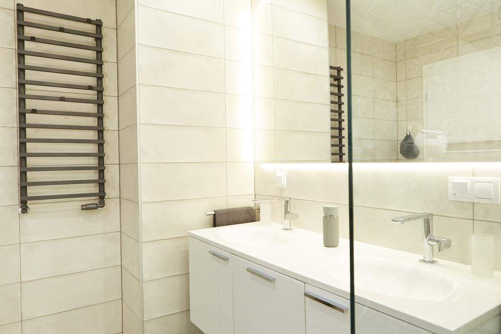 Lovely Lux Garden Flat Near Royal Park Varsóvia Exterior foto